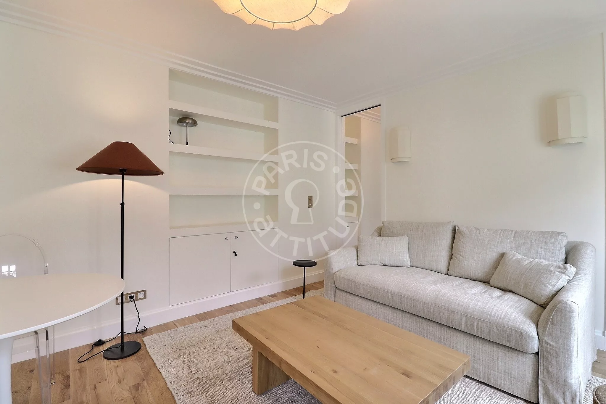 Appartement Rue Sainte-Croix de la Bretonnerie à Paris