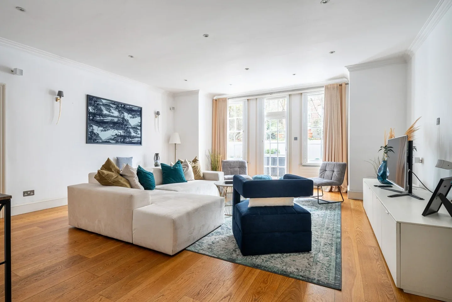 Flat Lexham Gardens in Greater London