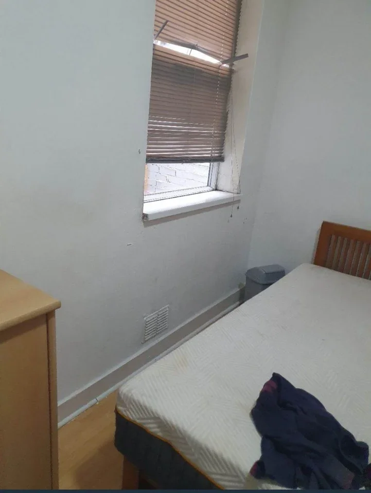 Room Balfour Road in Greater London
