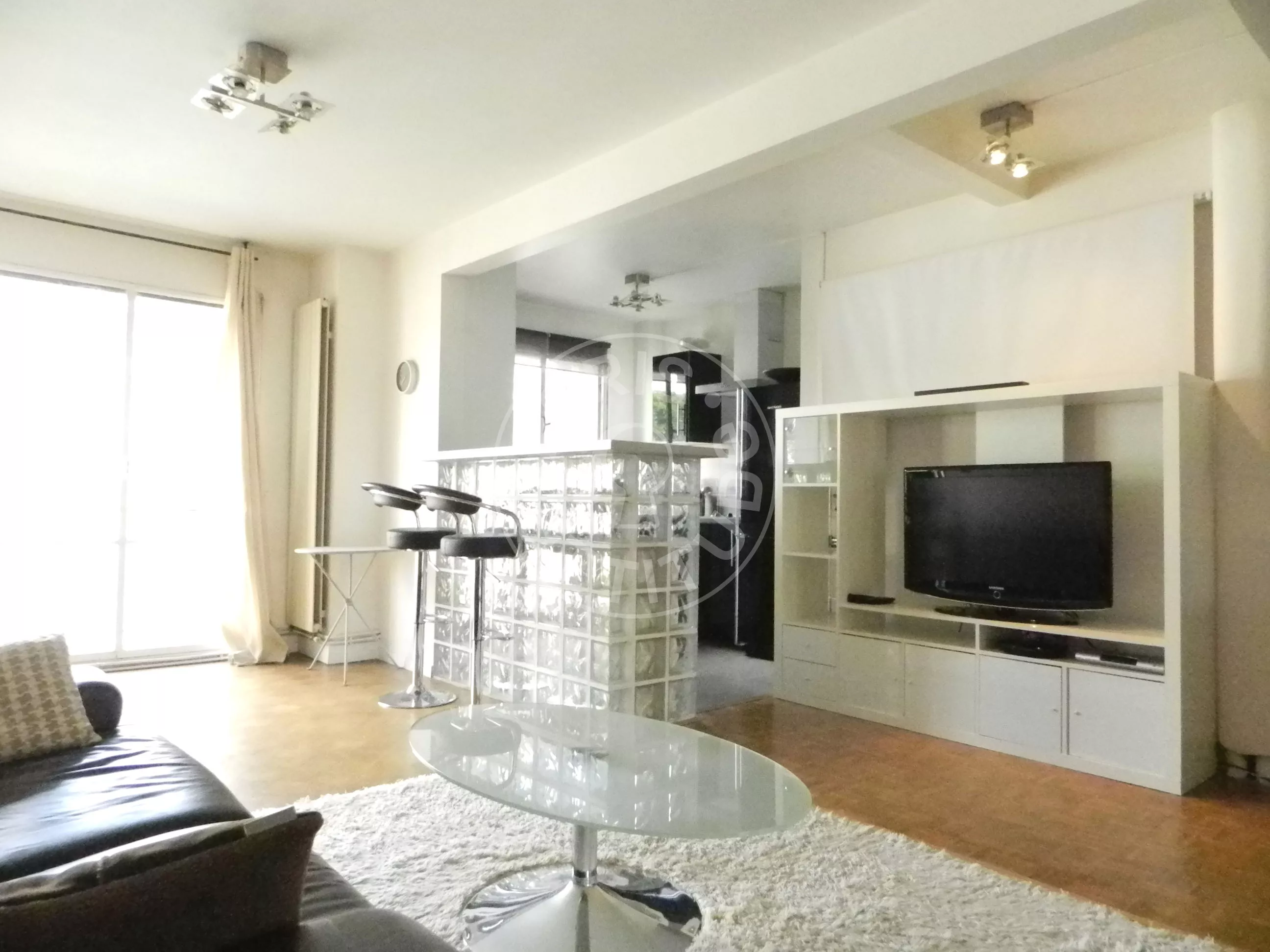 Appartement Avenue Émile Bergerat à Paris