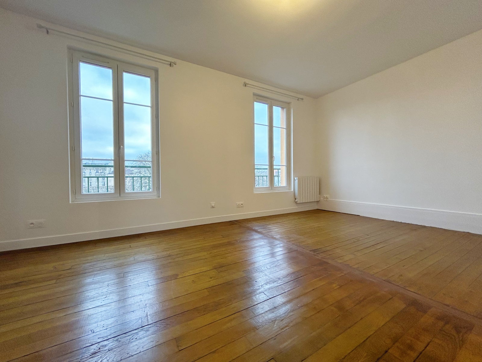 Appartement Place du Square Pierre de Geyter à Saint-Denis