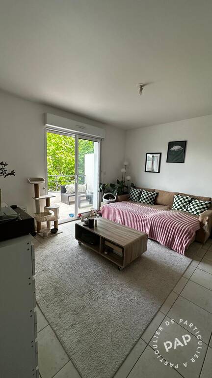 Flat Boulevard de la Boissière in Montreuil