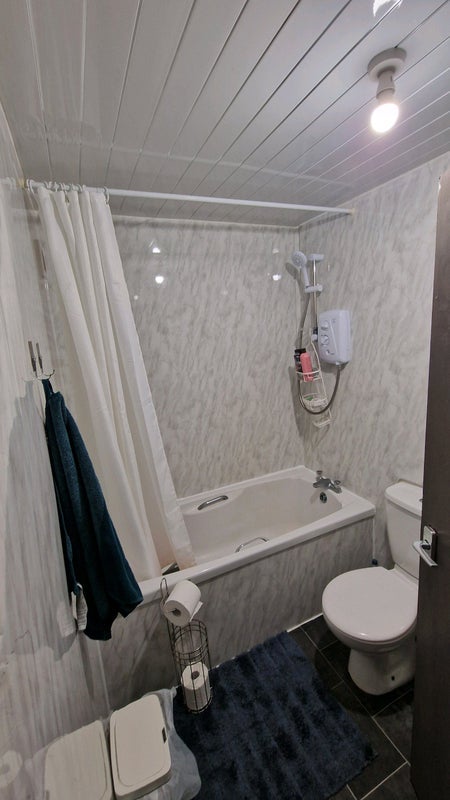 Room Dobbie's Loan Place in Glasgow