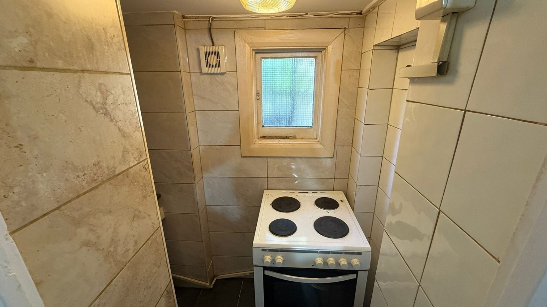 Flat Lea Bridge Road in Greater London