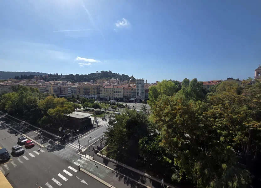 Flat Avenue Félix Faure in Nice