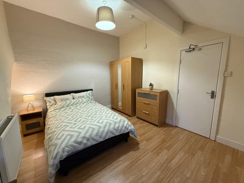 Room Heald Place in Manchester