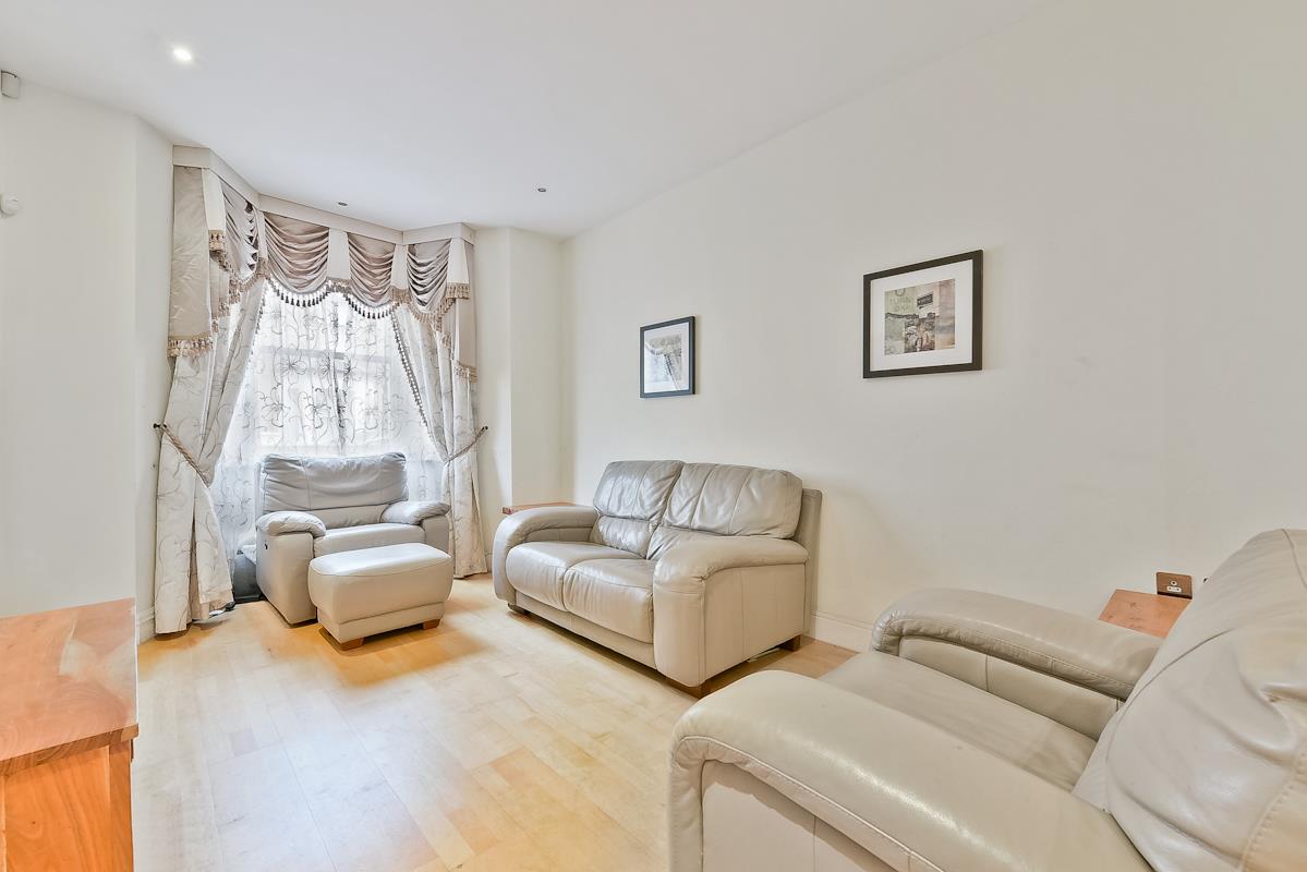 House Surrey Terrace in Greater London
