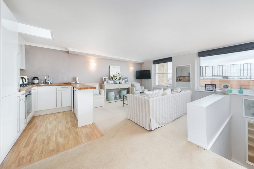 Flat Redcliffe Mews in Greater London