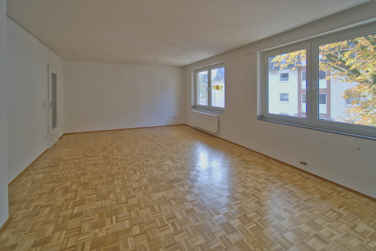 Wohnung Reisholzer Straße in Düsseldorf