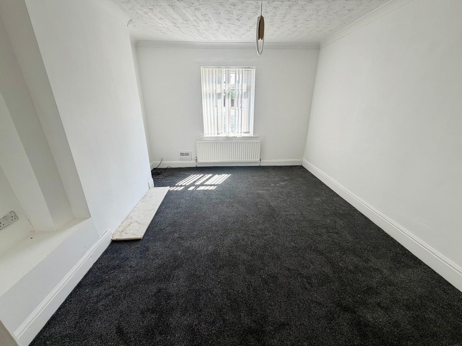 House Hylton Close in Newton Aycliffe