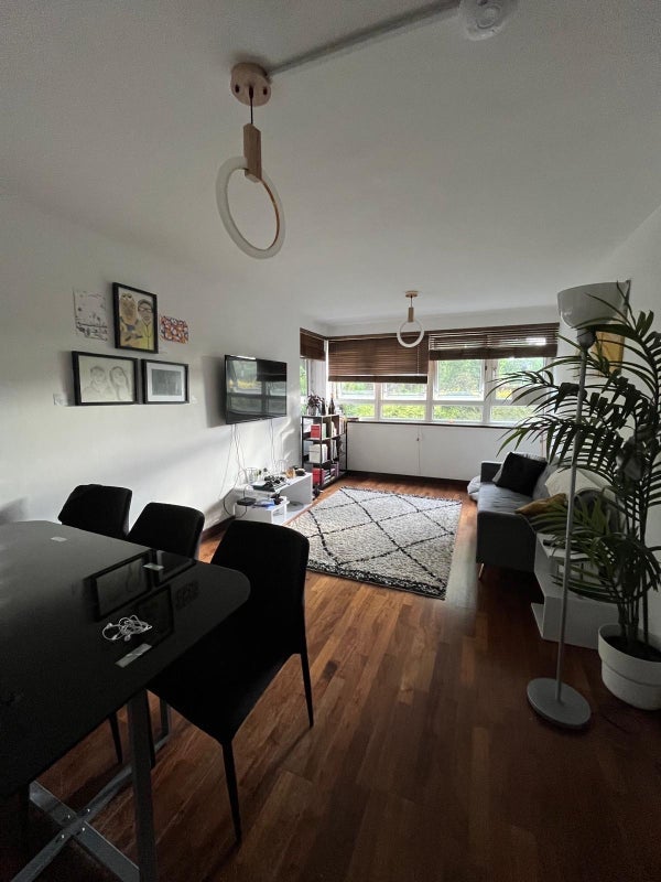Room King Henry's Road in Greater London