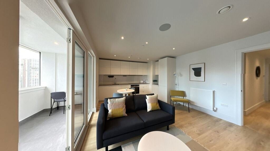 Flat Humphry Repton Lane in Greater London