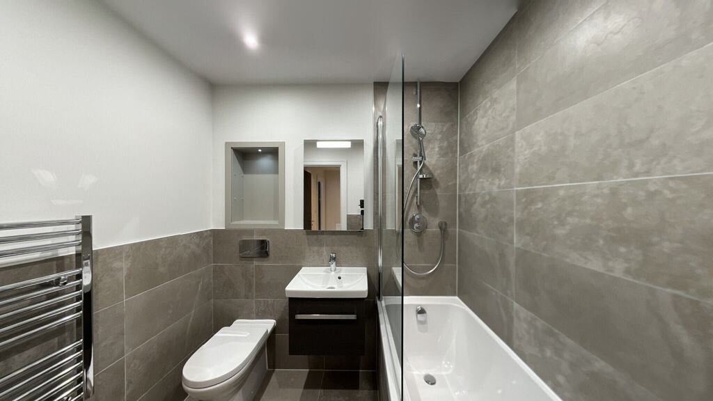 Flat Humphry Repton Lane in Greater London