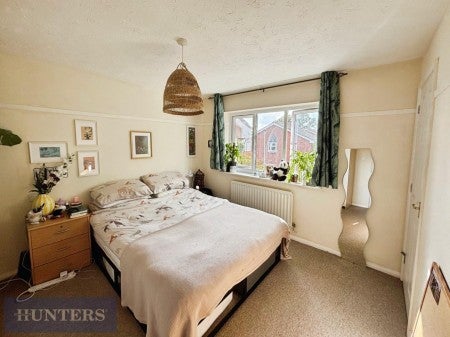 House Excalibur Close in Exeter