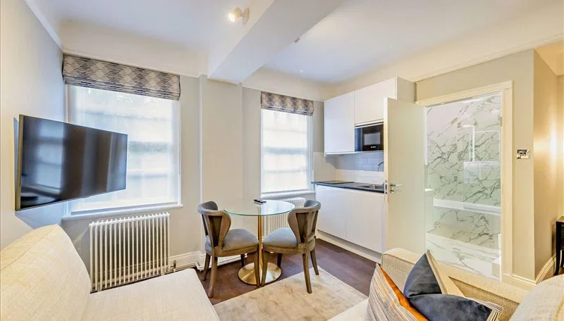Flat Fulham Road in Greater London