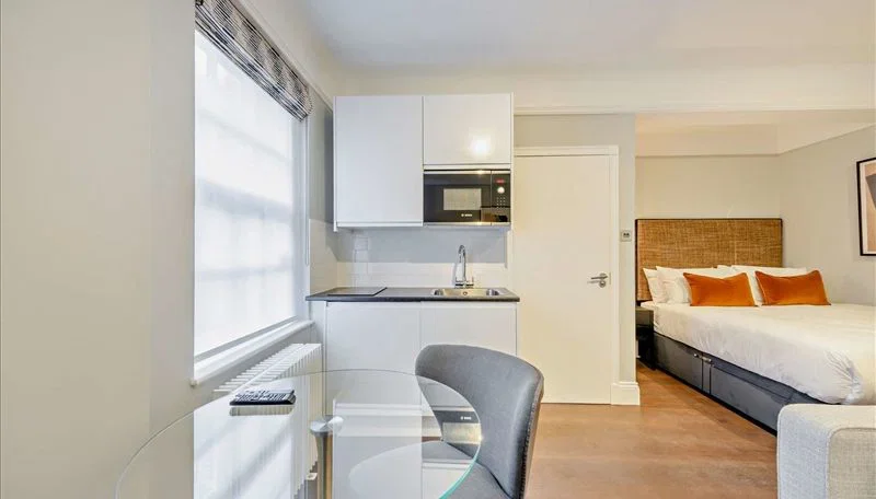 Flat Fulham Road in Greater London