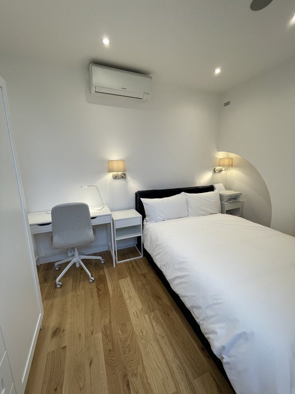 Room Ravensbourne Road in Greater London