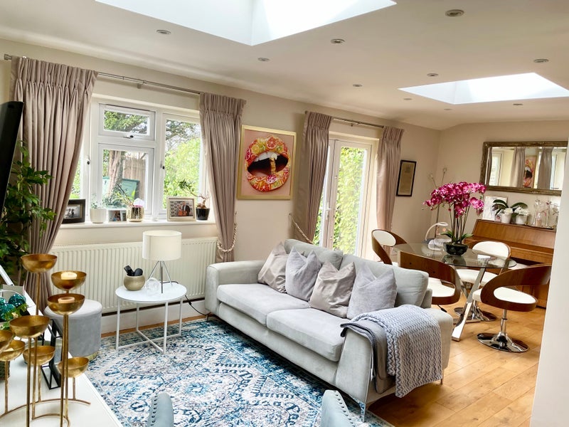 Room Briarfield Avenue in Greater London