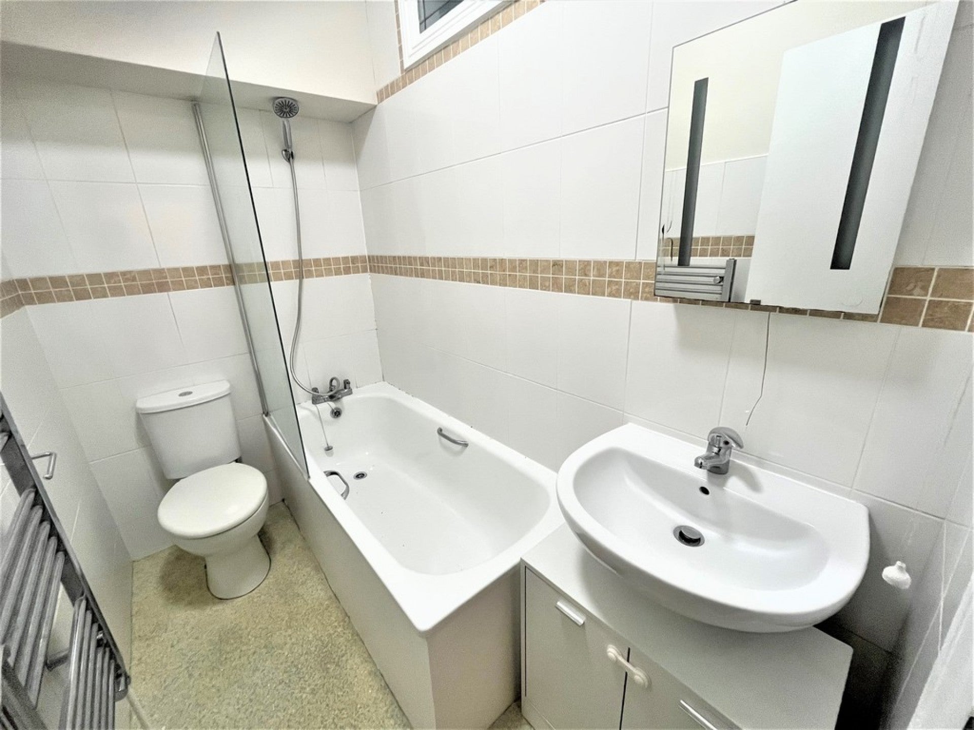 Flat New Road in Adur