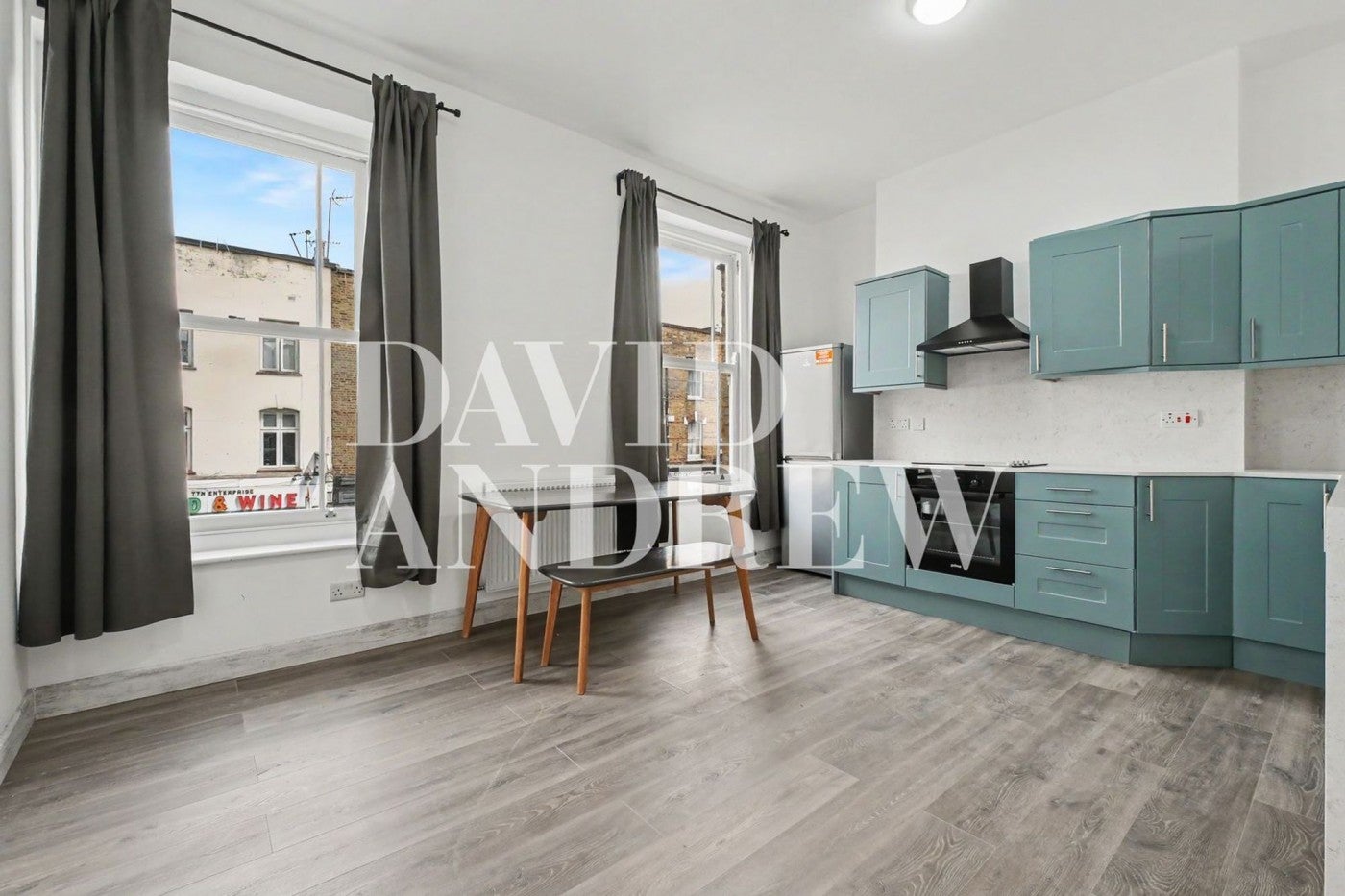 Flat Blackstock Road in Greater London