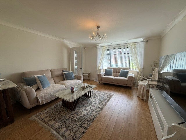 House Woodhurst Close in Derby