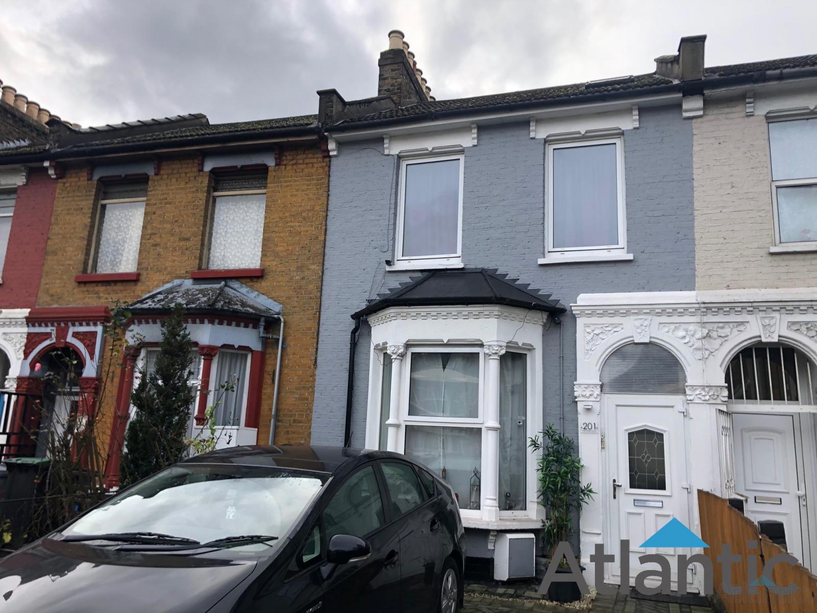Flat West Green Road in Greater London