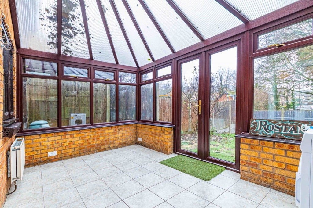 House Hunters Oak in Dacorum