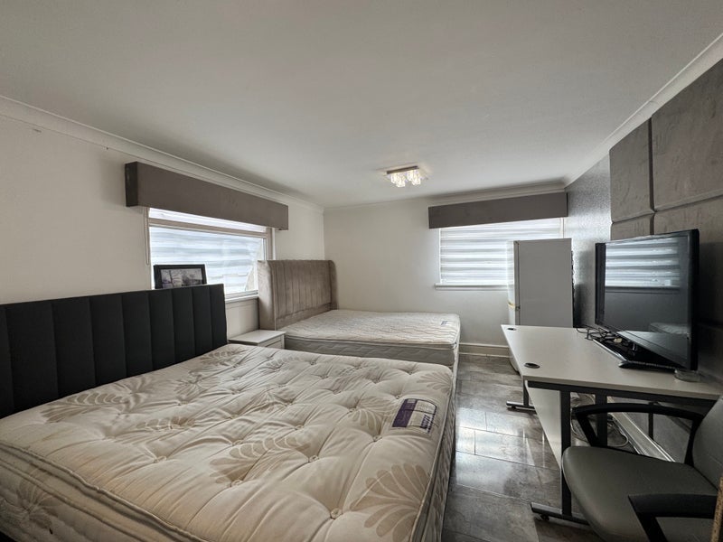 Room Mill Court in Rutherglen