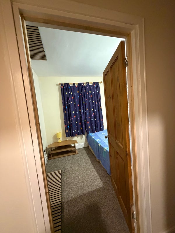 Room Canal Street in Oadby and Wigston
