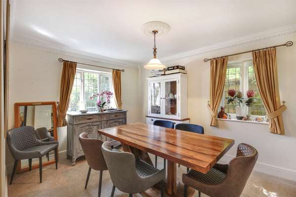 House Best Beech Hill in Wealden