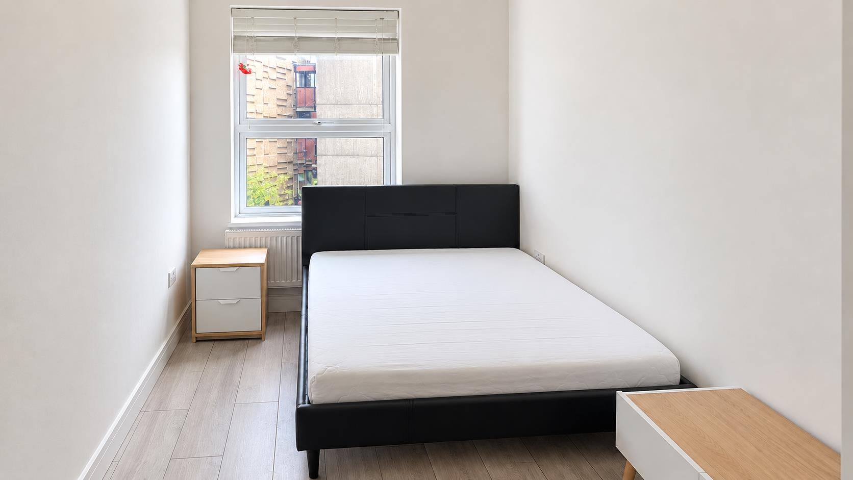 Flat Malvern Road in Greater London