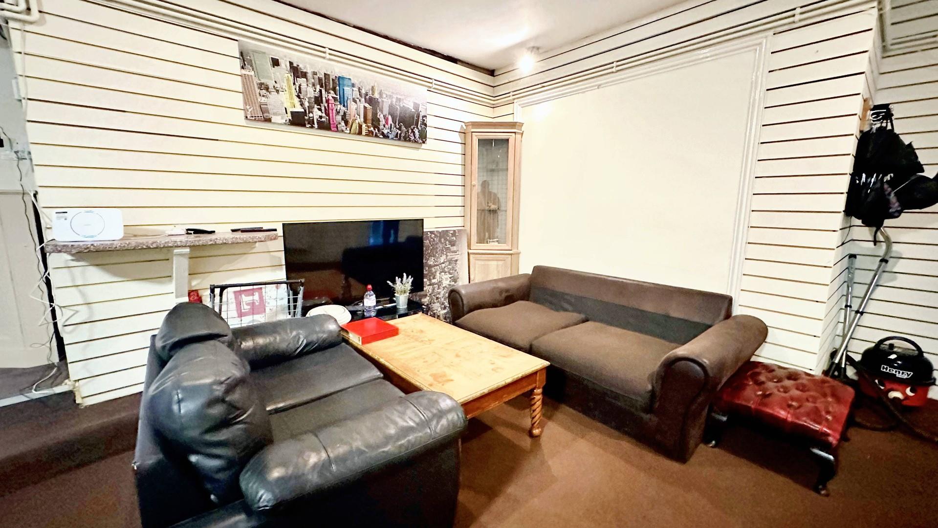 Room West Street in Bristol