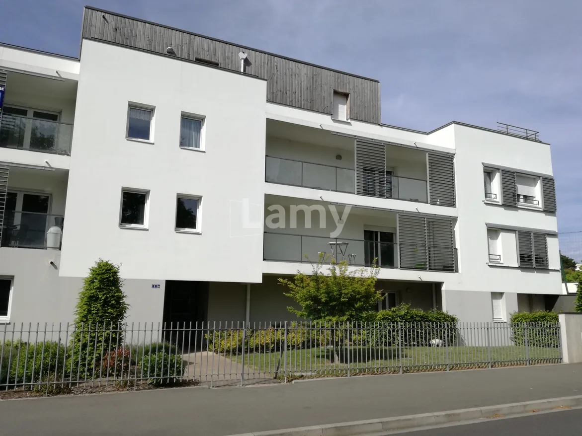 Flat Rue Alexis Axilette in Angers