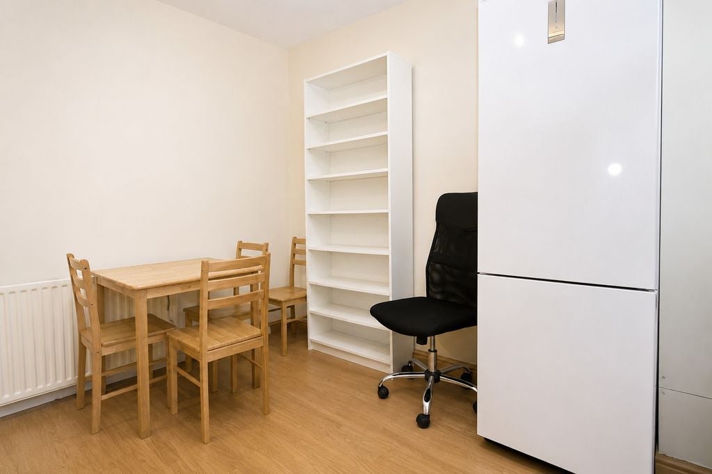 Room The Ride in Greater London