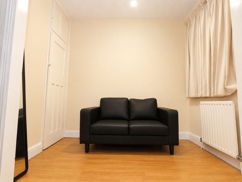 Room The Ride in Greater London