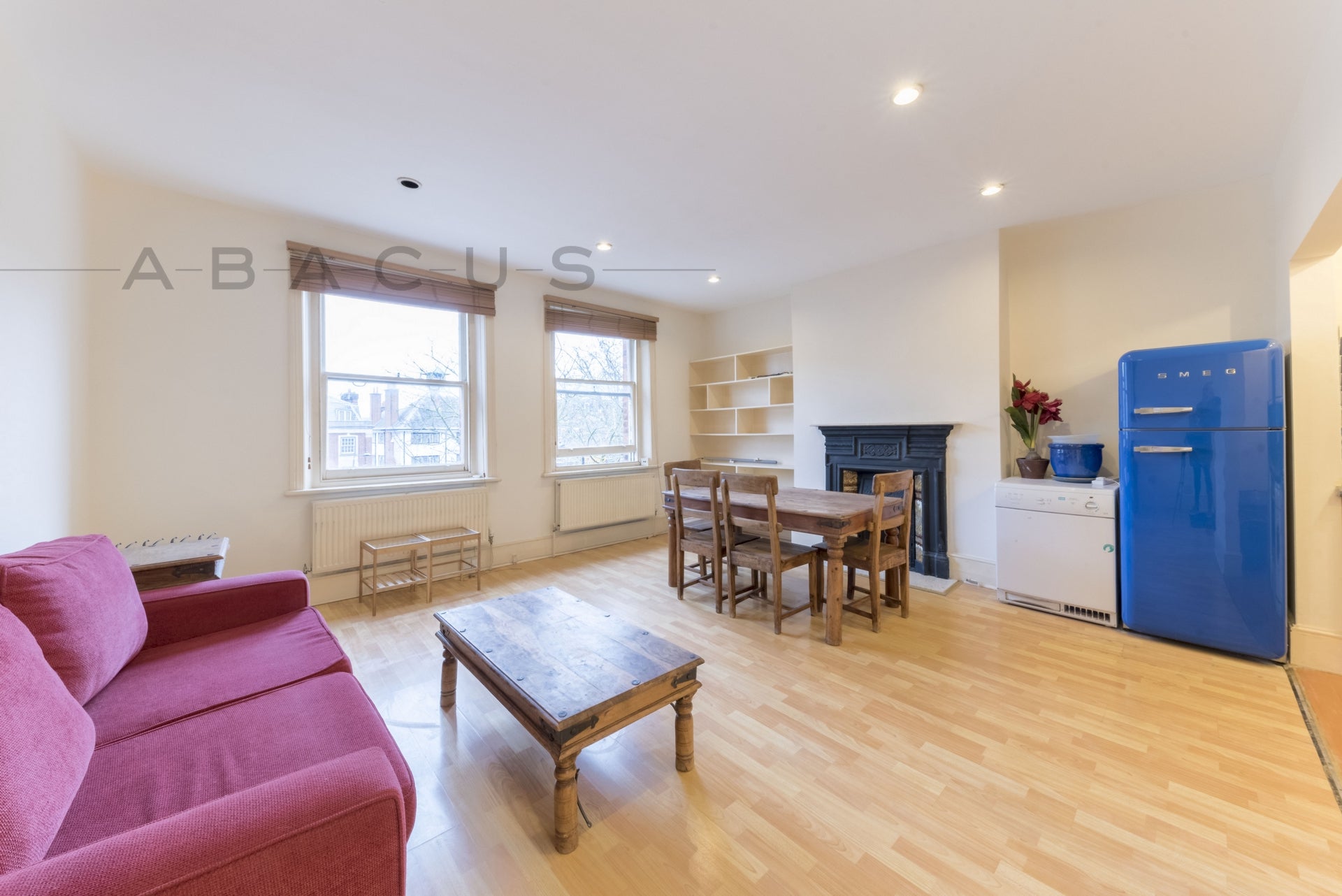 Flat West End Lane in Greater London
