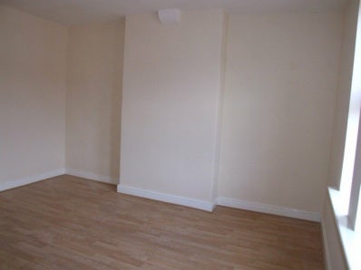 Flat Carlton Road in Nottingham