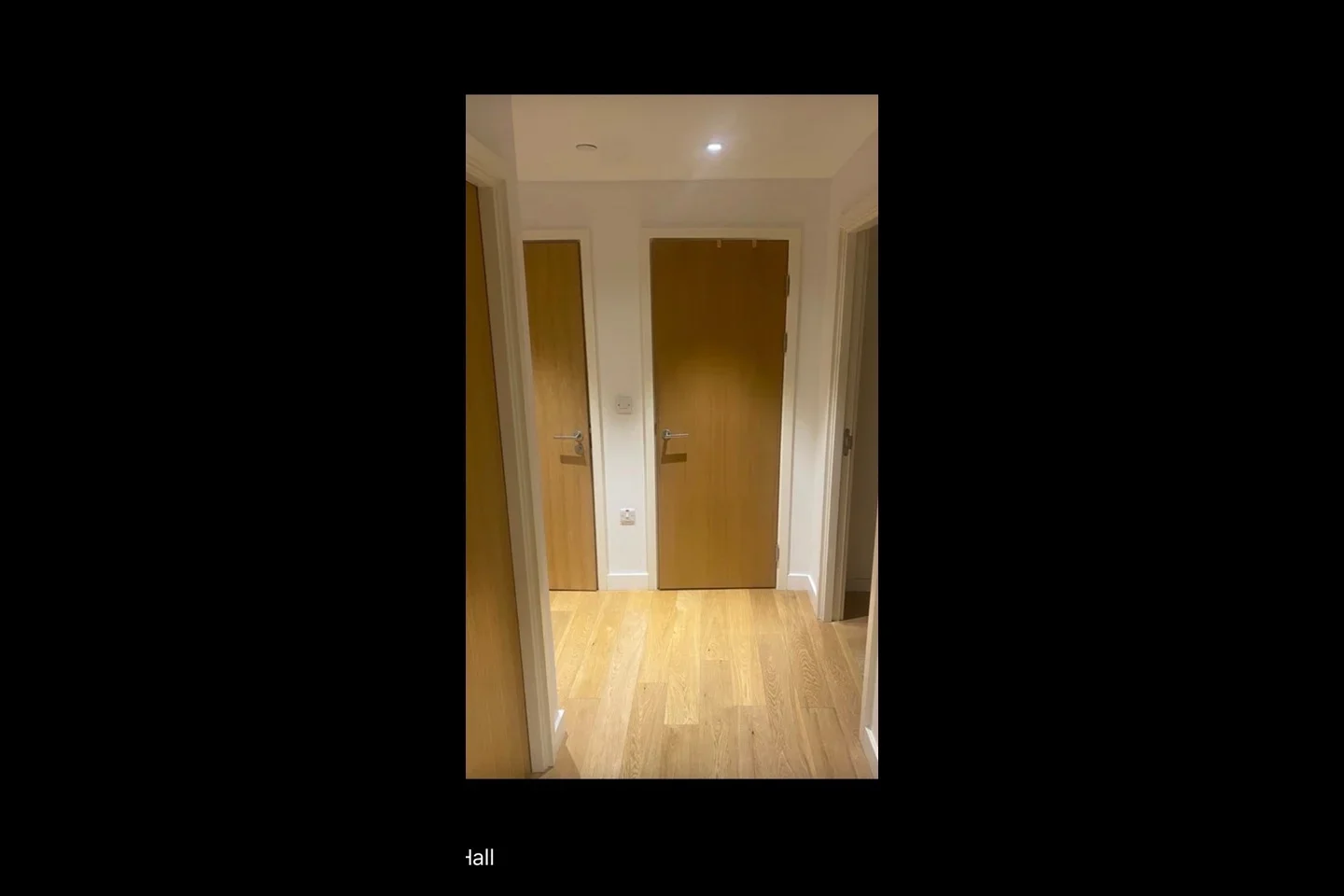 Flat Aviary Close in Greater London