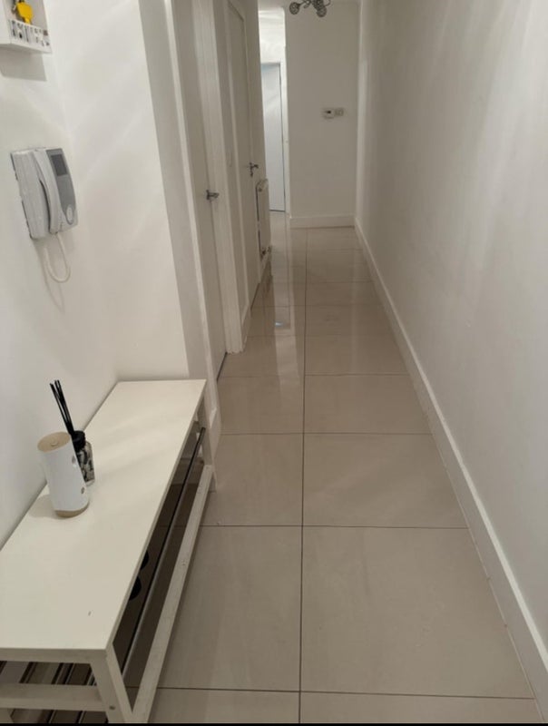 Room Stockwell Road in Greater London