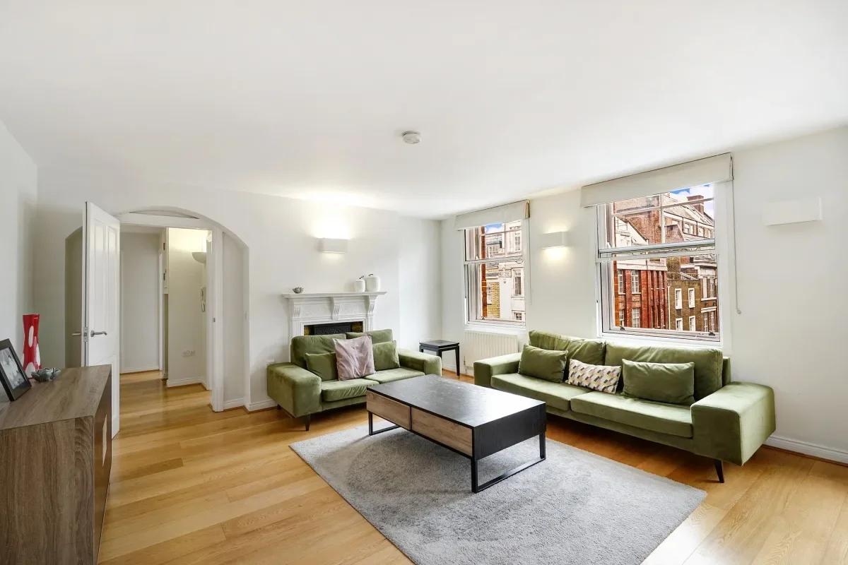 Flat Little Portland Street in City of Westminster