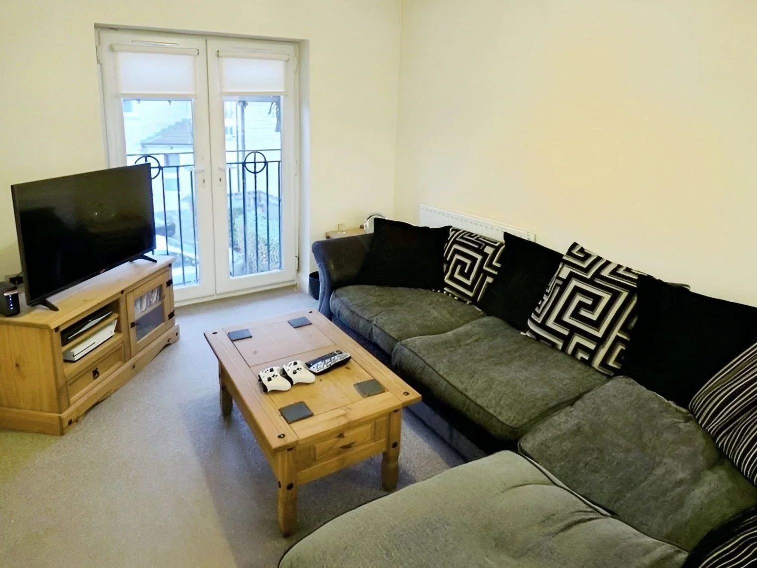 Flat Ivy Mews in Bradford