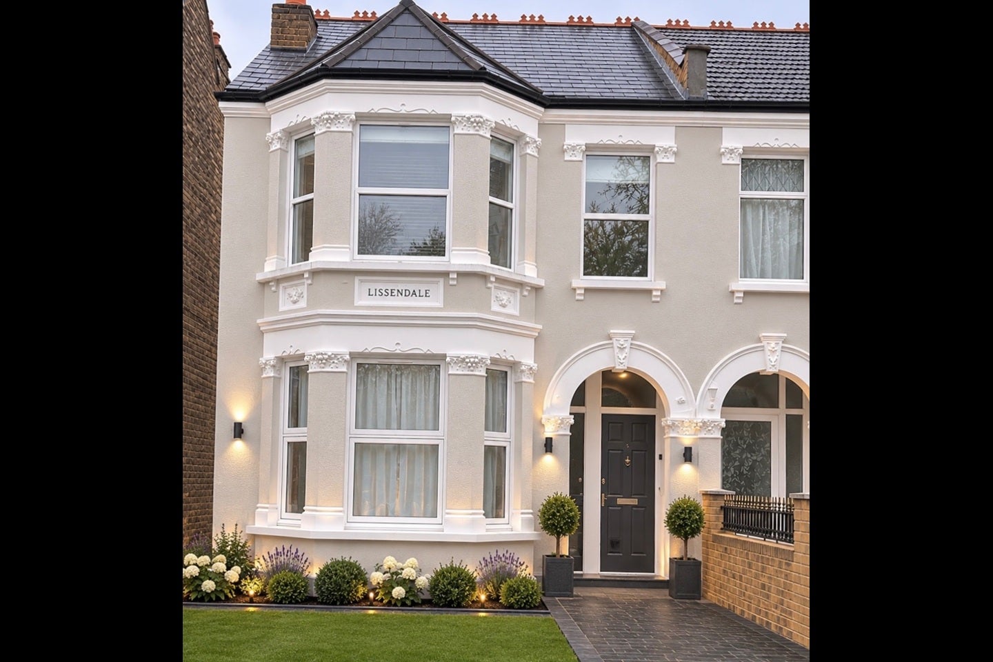 Flat Witham Road in Greater London