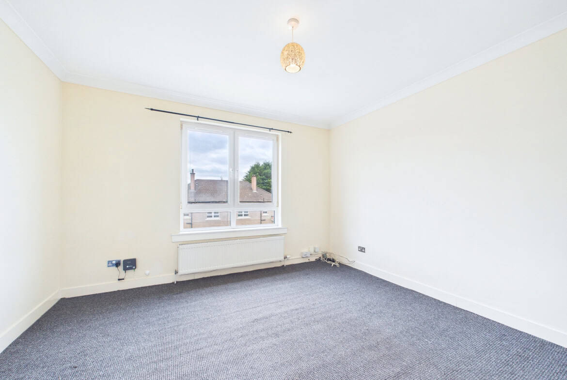 Flat Avonspark Street in Glasgow