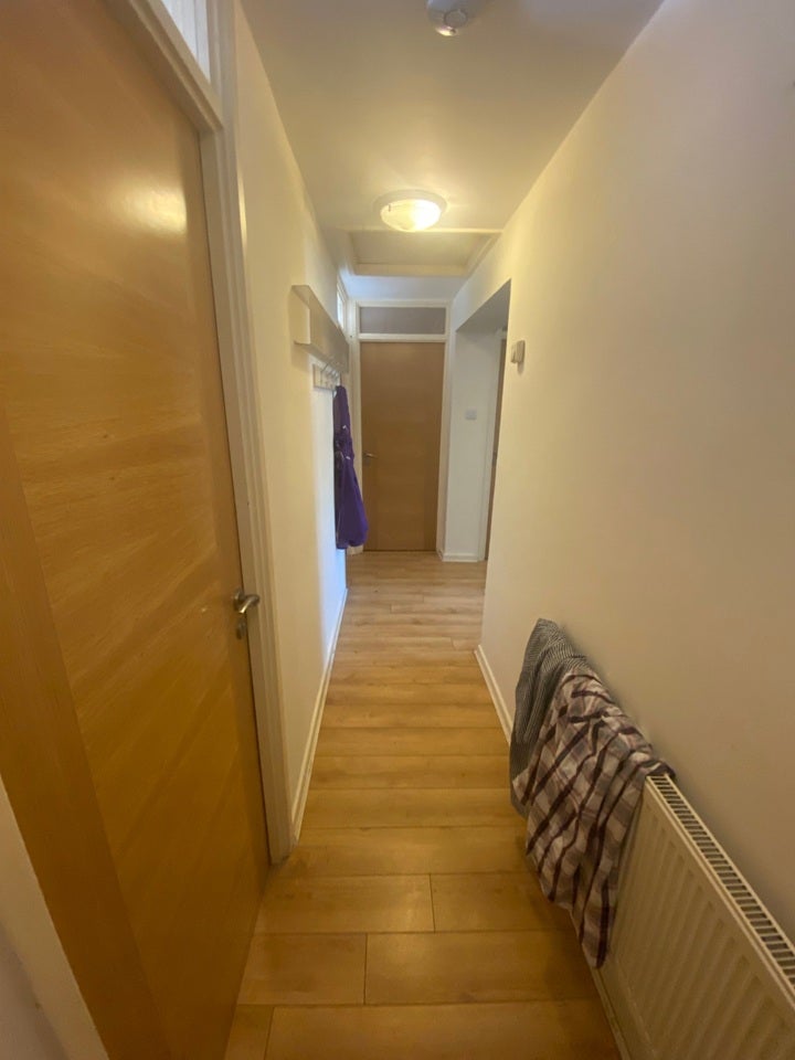 Room Foster Street in Greater London
