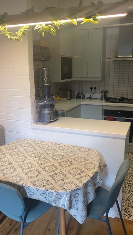 Room Montgomery Street in City of Edinburgh