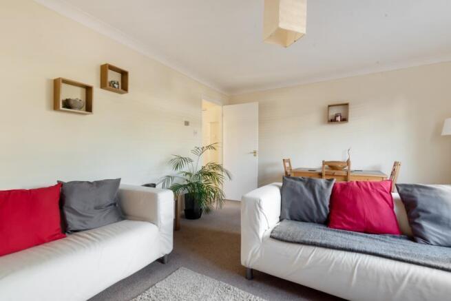 Flat Stocton Close in Guildford
