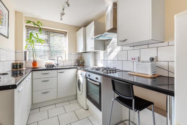 Flat Stocton Close in Guildford