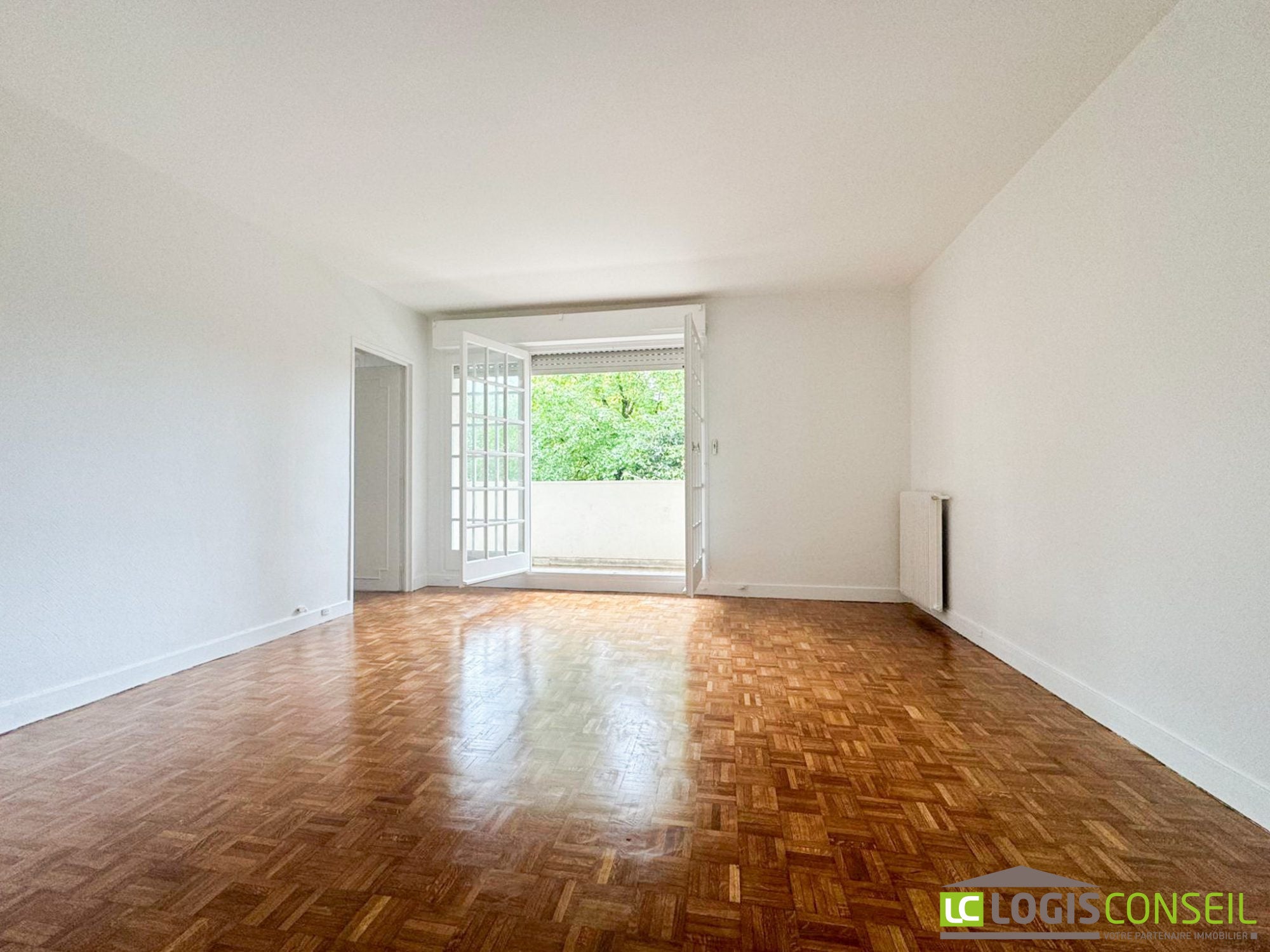 Flat Rue Anatole France in Châtenay-Malabry