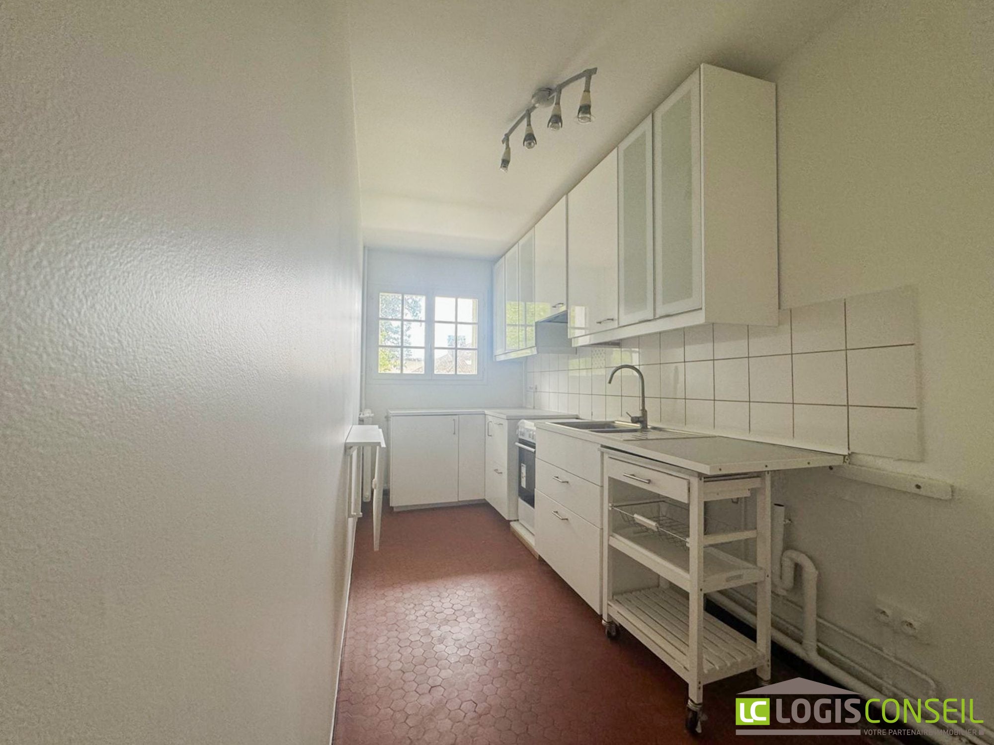 Flat Rue Anatole France in Châtenay-Malabry