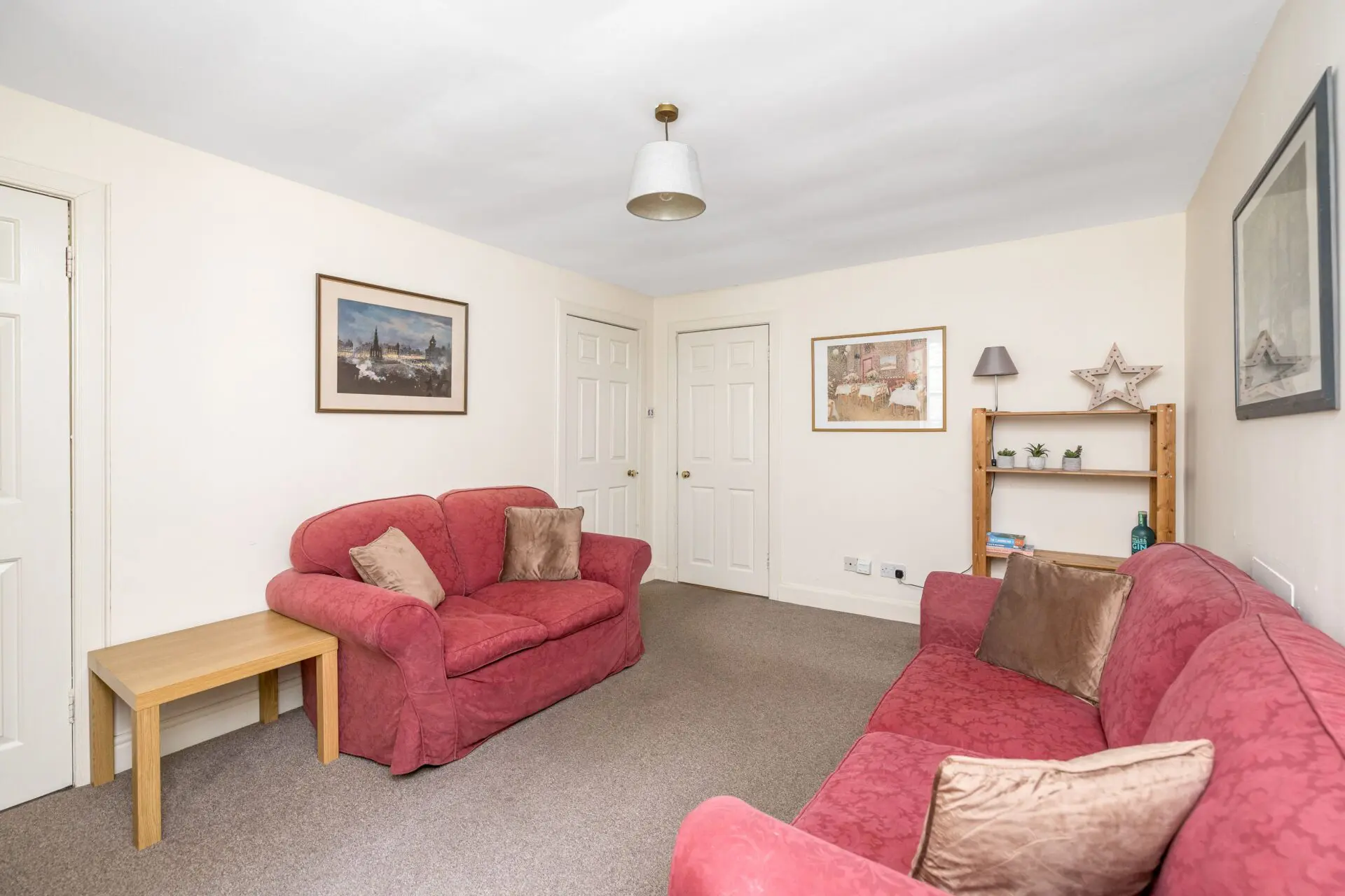 Flat Buccleuch Street in City of Edinburgh